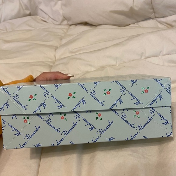 madame alexander cinderella in original box! - Picture 5 of 6